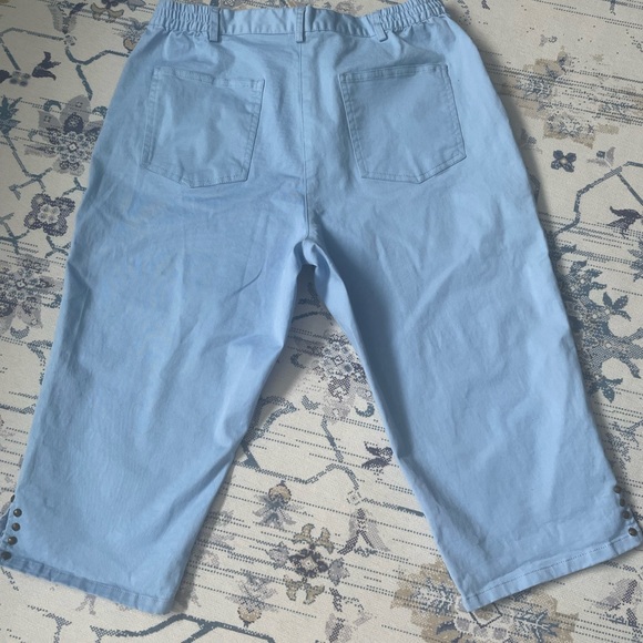 Women’s Hearts of Palm Petite Capris-12P-Light Blue - Picture 3 of 5